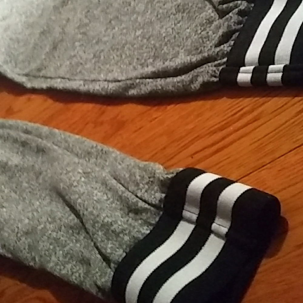 Sweats - Picture 2 of 3